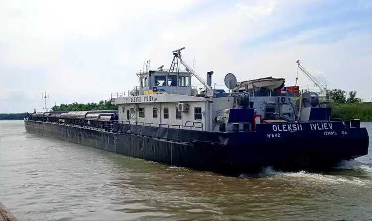 Украинское Дунайское пароходство переименовало 23 своих судна: Мариуполь вместо Хабаровска