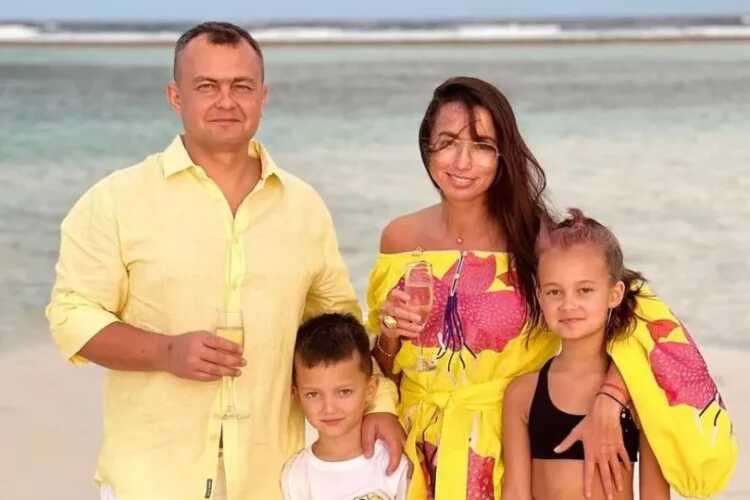 Дружина екснардепа Арістова, якому оголосили підозру, подала на розлучення