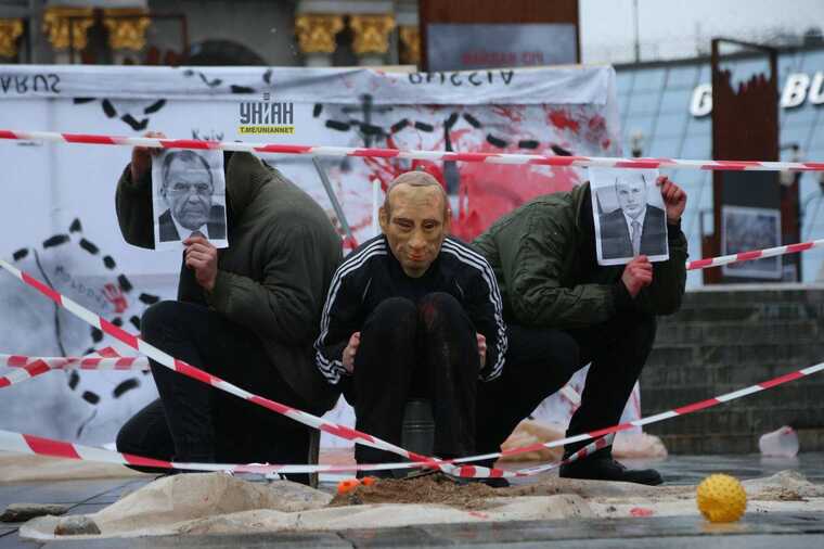 У Києві провели перформанс, присвячений 10-й річниці російсько-української війни