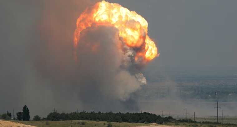 "Кассетки" ВСУ "разорвали" полигон захватчиков во время построения: более 60 "двухсотых"