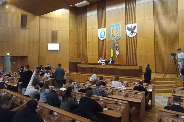 Міносвіти попросили не об’єднувати університети в Івано-Франківську