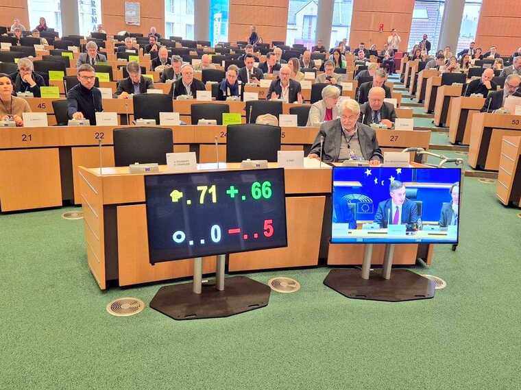 Комітети Європарламенту схвалили виділення Україні 50 мільярдів євро