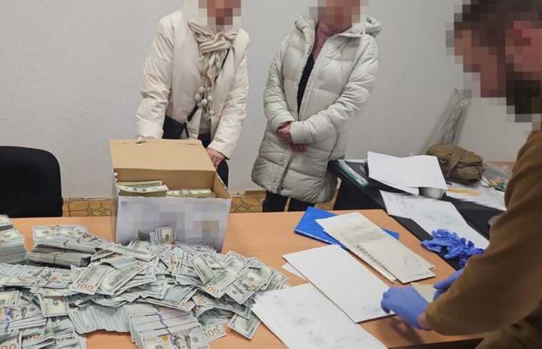 SSU confirmed that almost a million dollars was found in possession of ex-head of Chernihiv Military Commission