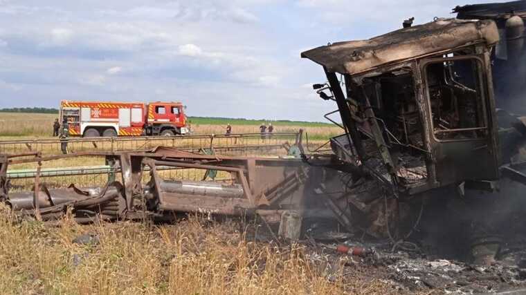 Ukrainian farmers bring agricultural equipment destroyed during shelling to the border with Poland