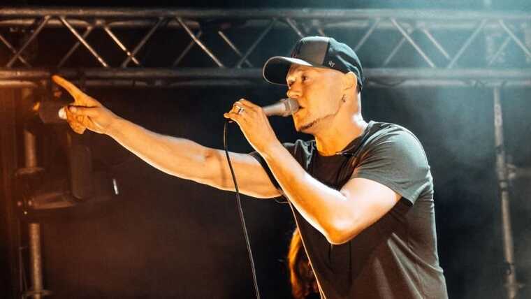 Лидер "Бумбокс" Хливнюк назвал, при каких условиях готов снова петь русскоязычные хиты