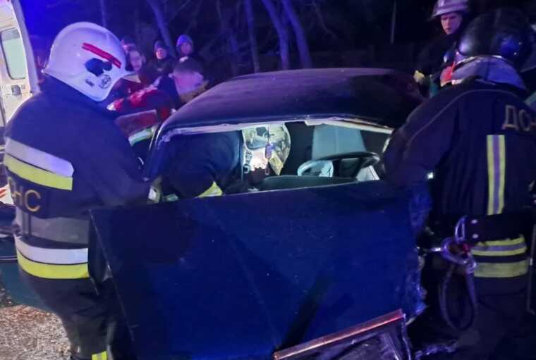 ДТП под Киевом: произошла авария с участием двух легковушек, есть жертвы