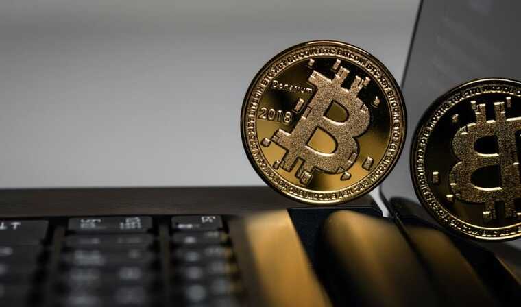 Капіталізація крипторинку перевищила 2 трильйони доларів, а біткоїн зріс майже на 10%