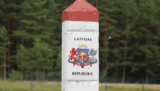 Латвія продовжила обмеження на в’їзд громадян РФ