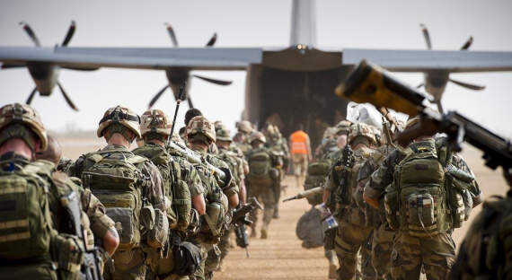 Французькі спецпризначенці в Україні: що задумав Макрон, – Le Monde