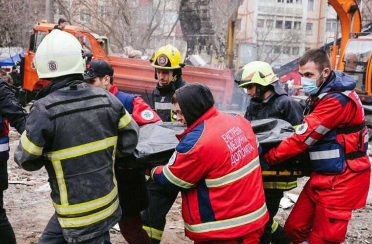 Two more victims of Russian drone strike in Odesa pulled from rubble