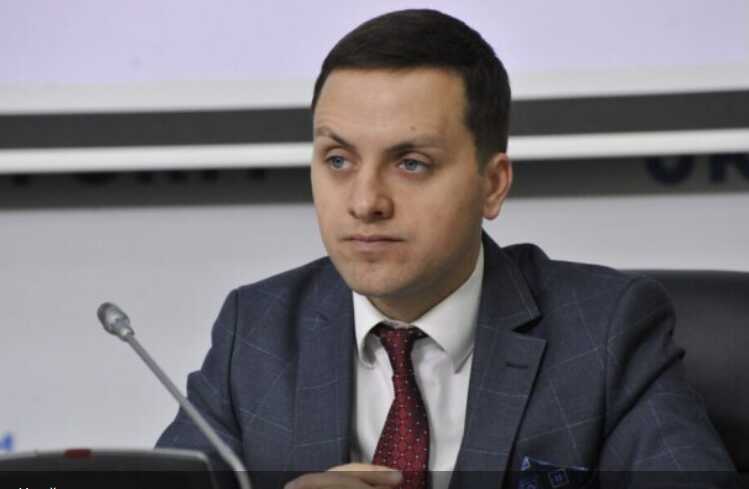 Депутат Крейденко пояснив придбання елітної квартири на Печерську доходами батьків від продажу черешні