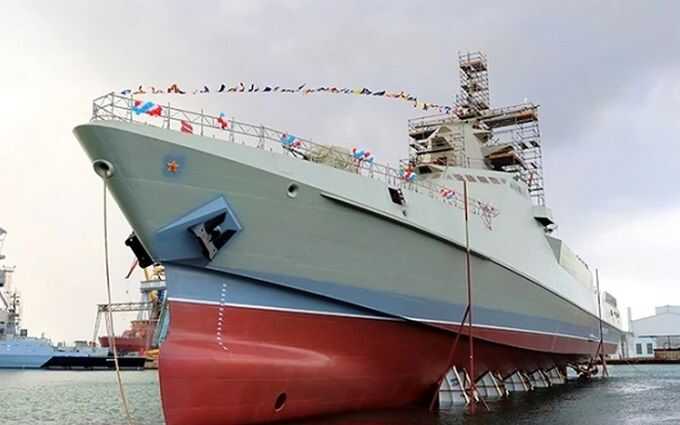 ГУР публікує відео ударів по кораблю РФ «Сергій Котов»