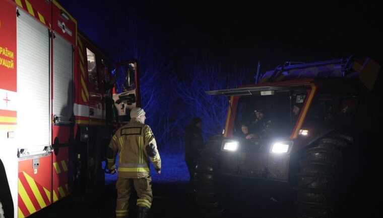 У Києві ліквідували пожежу поблизу озера на Осокорках