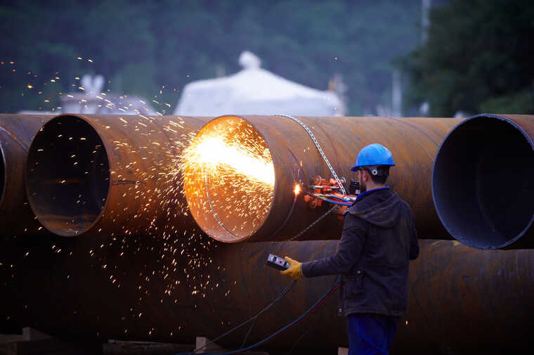 Загарбники на окупованій Донеччині ріжуть комунальну мережу міст на лом – ЦНС