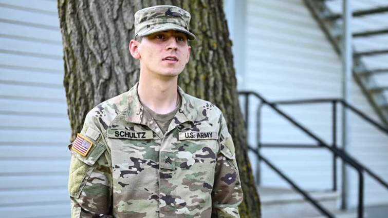 У США заарештували аналітика розвідки за спробу продати Китаю військові секрети