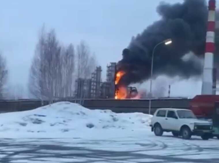 БПЛА атакували одразу дві нафтобази в РФ