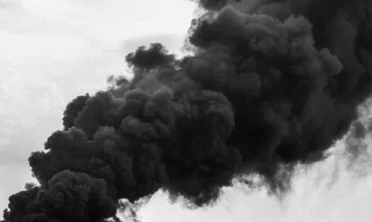 В Одесі є приліт у житловий будинок: почалася пожежа