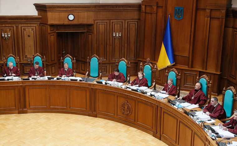 Кандидат на посаду судді КСУ Любченко відхрещується від відповідальності за 17 адміністративних правопорушень