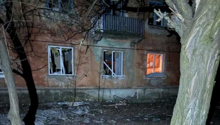 Invaders hit residential buildings in the Donetsk region: an elderly woman was wounded