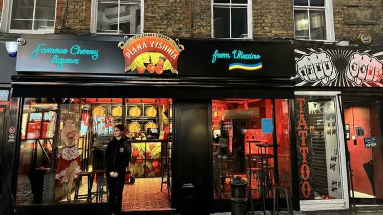 У Лондоні відкрили перший заклад мережі «П’яна вишня»
