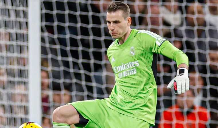 Главный конкурент вратаря сборной Украины в "Реале" получил тяжелый диагноз