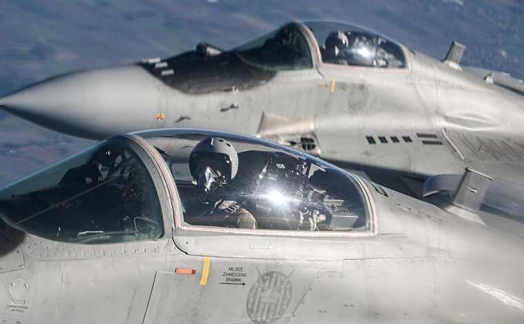 У Польщі піднімали літаки через ракетний удар Росії по Україні