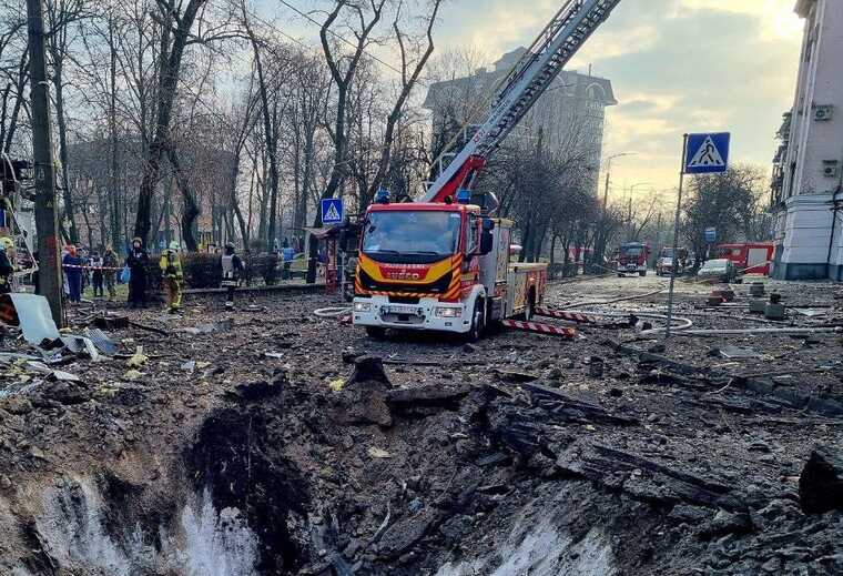 In the Shevchenko district of the capital, after the arrival of the rocket, an entire block was left without power