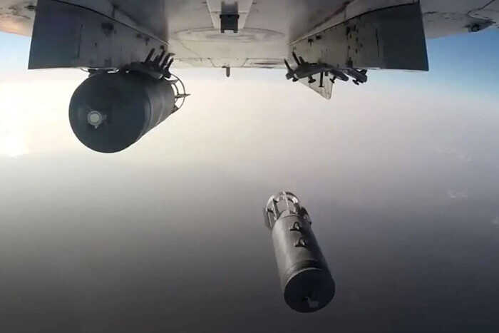 В Белгородской области россияне уронили с самолетов еще две авиабомбы