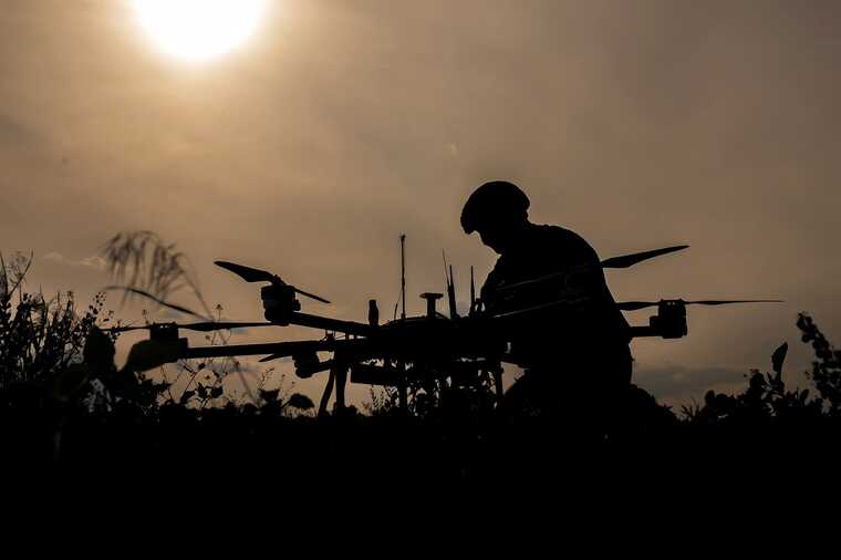 Reuters: Велика Британія модернізує дрони для України, щоб росіяни не змогли їх "посадити"