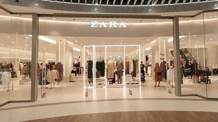 З’явилося відео із ТРЦ River Mall, де магазин ZARA готують до відкриття