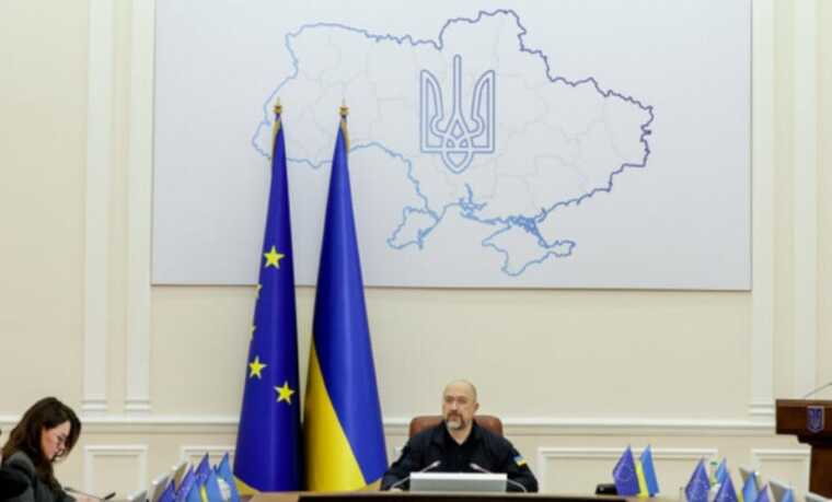 В Україні з 1 квітня підвищиться мінімальна зарплата