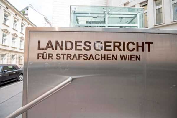 У Австрії скликають Раду нацбезпеки через російського шпигуна