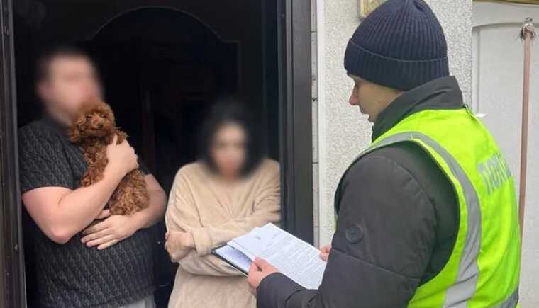 Поліцейські затримали чотирьох зловмисників, які викрали киянина та вимагали 10 тисяч доларів неіснуючого боргу