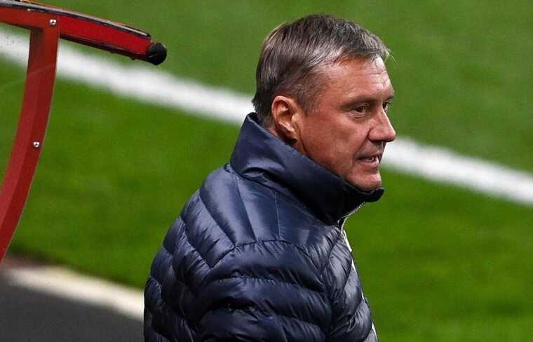 Екстренера "Динамо" побили фанати в іншій країні - ЗМІ