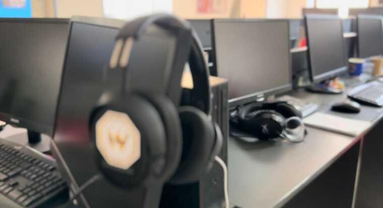 The call center market is coming under the control of criminal authorities from Azerbaijan