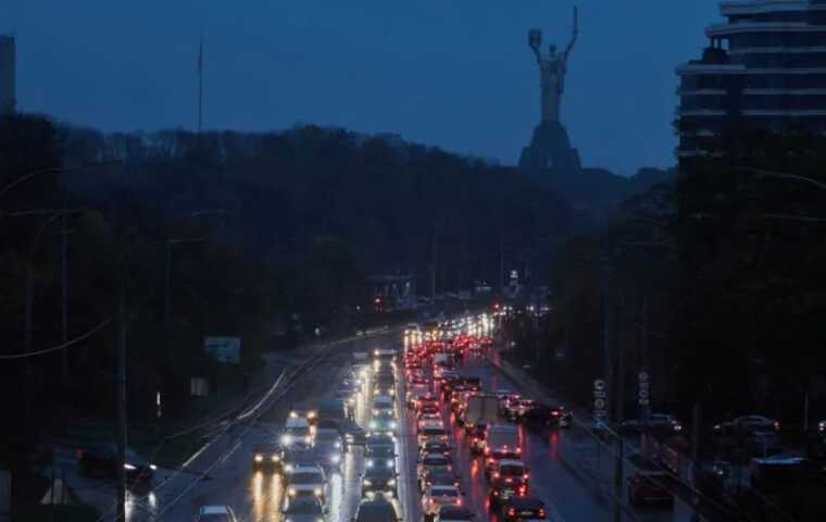 Улітку в Україні можливі аварійні відключення, — ексміністр енергетики Плачков