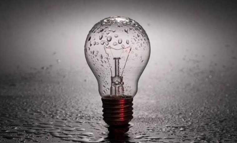 Окупований Донецьк майже повністю залишився без світла