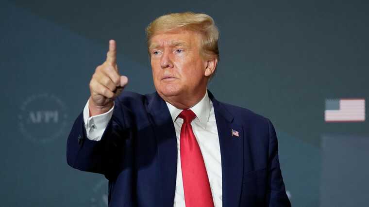 У США ексвійськові попросили Верховний суд не давати імунітет Трампу