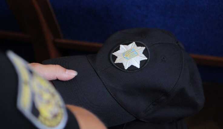 В Кировоградской области задержали полицейского, который обещал закрыть дело за взятку