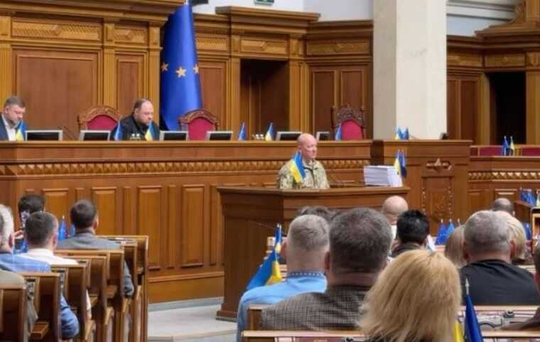 Верховная Рада начинает второй день рассмотрения законопроекта о мобилизации