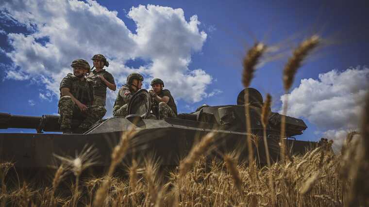 Втрати ворога: ЗСУ знищили ще 1030 окупантів та майже 50 ББМ