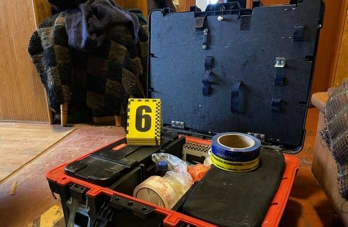 На Прикарпатті оперативно розкрито тяжкий злочин: вбили чоловіка та заховали тіло в лісі