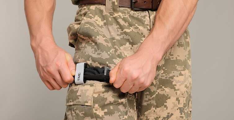 Скандал навколо закупівлі турнікетів на 51 мільйон гривень: бойові медики вважають їх неякісними