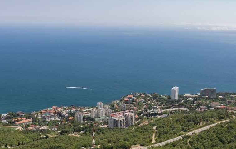 High-ranking officers of the Russian Armed Forces came under attack by AFU in occupied Crimea - media