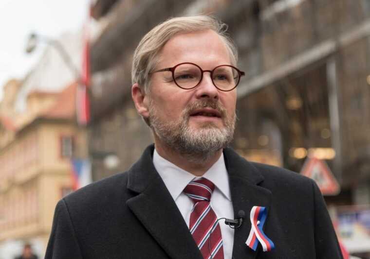 Чехия законтрактовала первые 180 тысяч снарядов для Украины, - FT