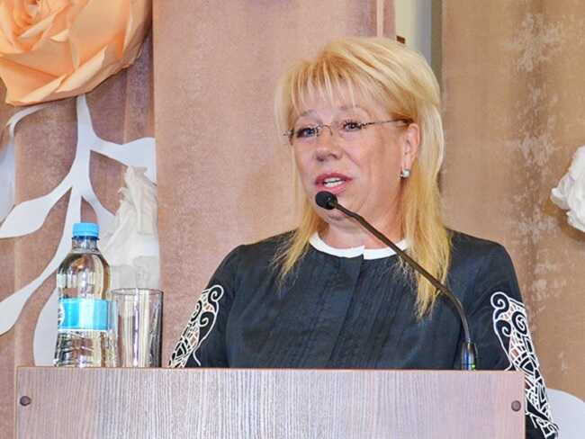 Перший проректор ПДАУ під час війни придбала три квартири у Польщі