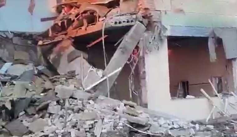 В сети публикуют последствия прилета по вокзалу Днепра