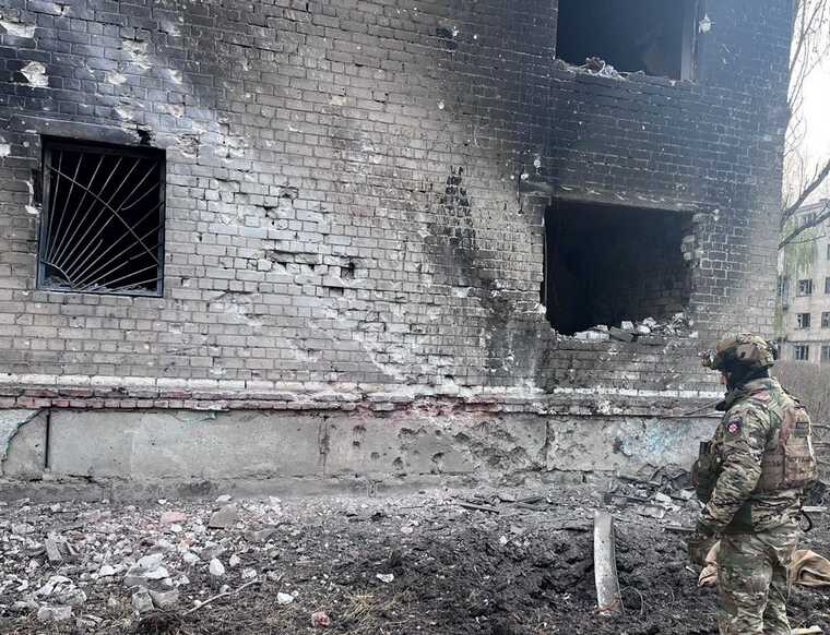 Окупанти продовжують штурмувати Очеретине: у поліції показали, як виглядає місто