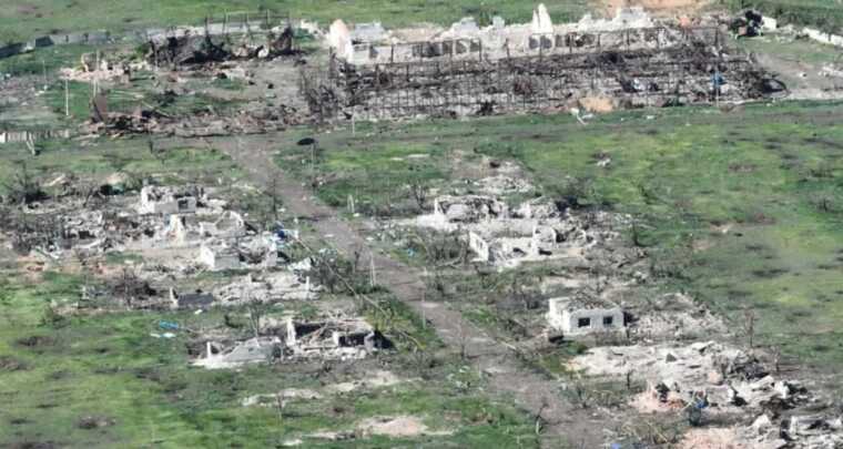 Захватчики показали, что осталось от села Роботино