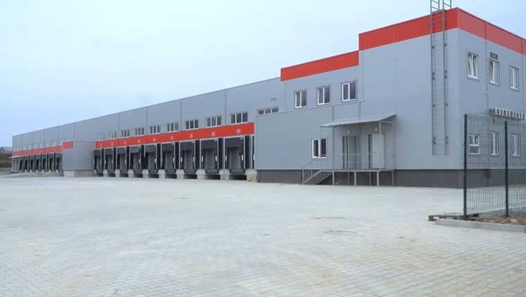 Окупанти вдарили ракетами по складу «Нової пошти» в Одесі